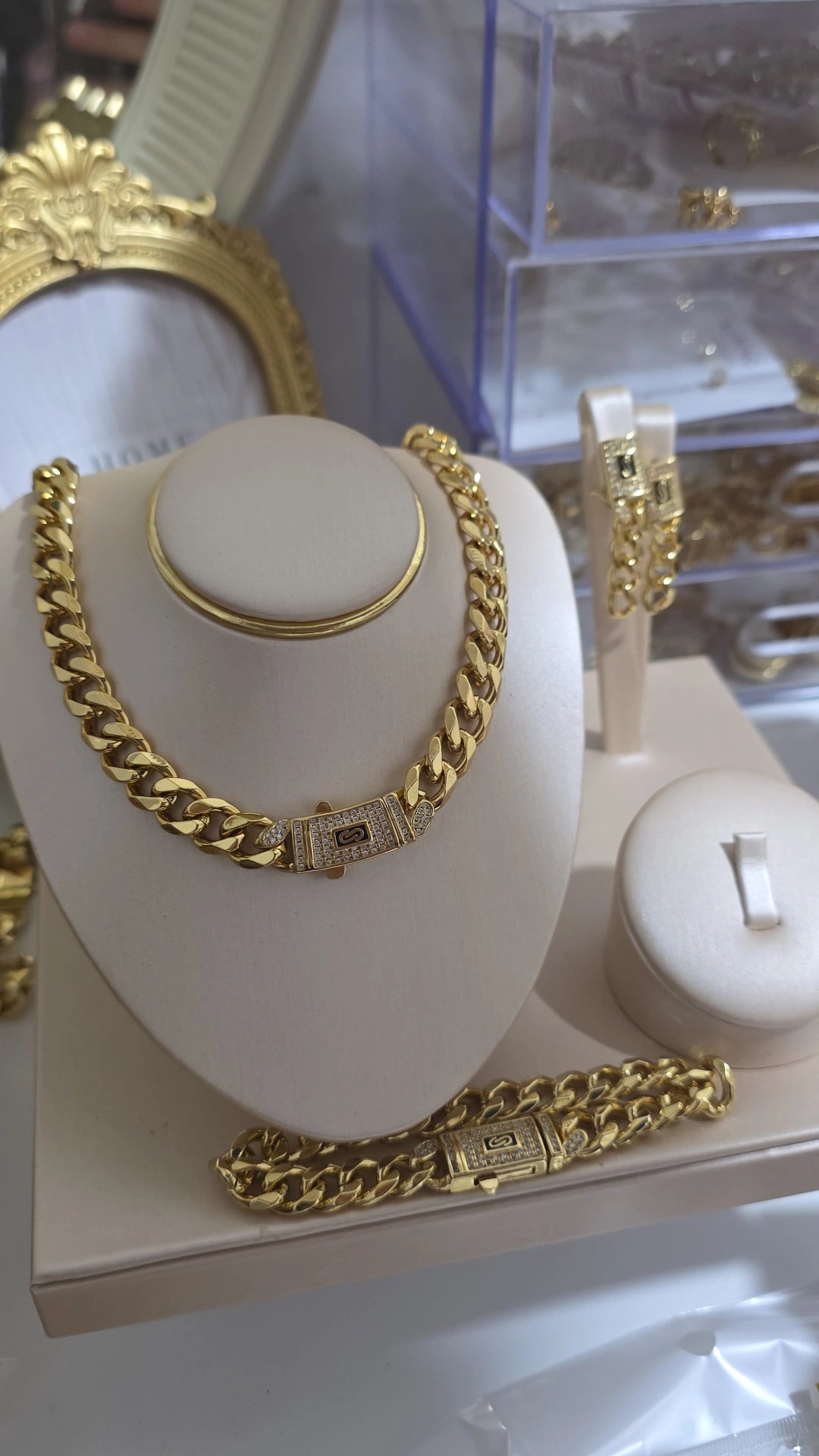 Conjunto bañado oro 18K