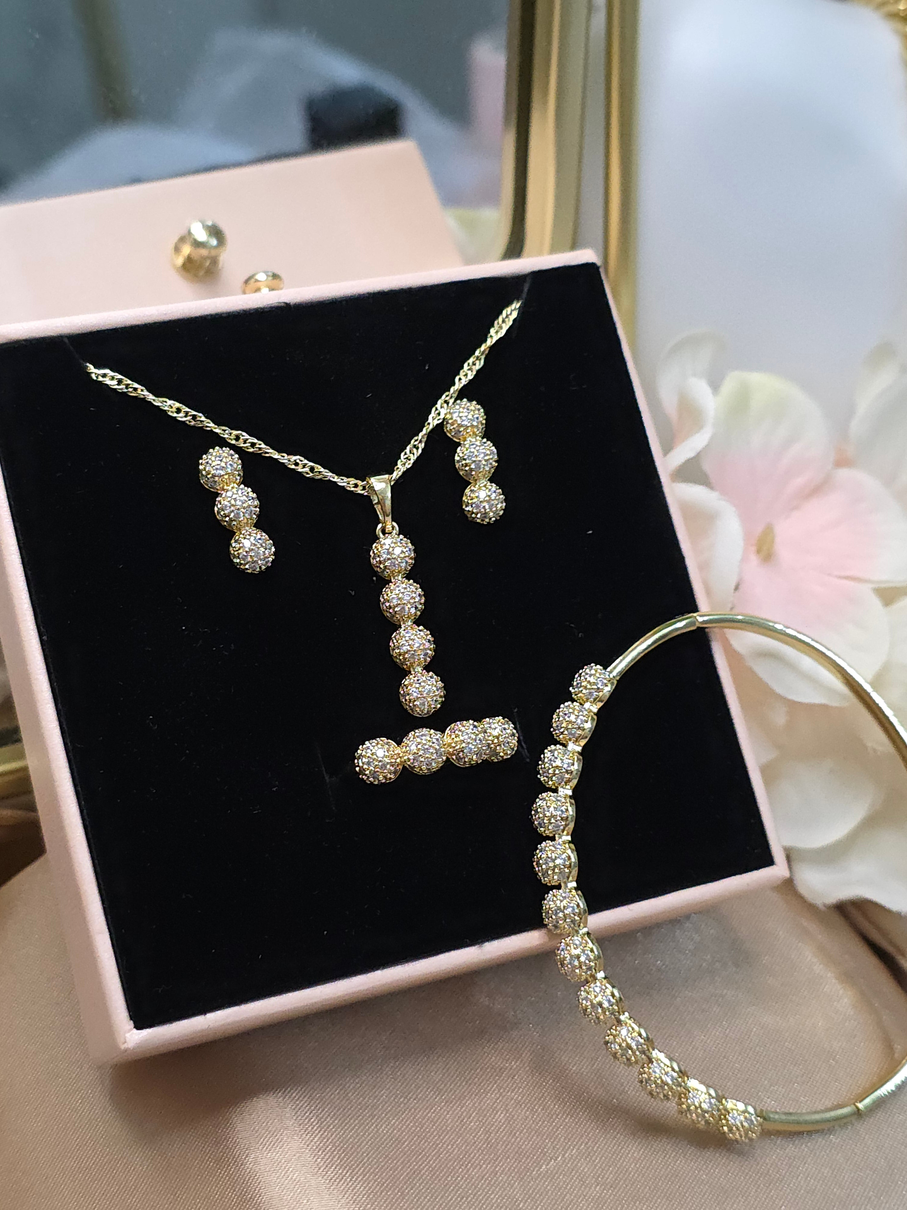 conjunto bolitas