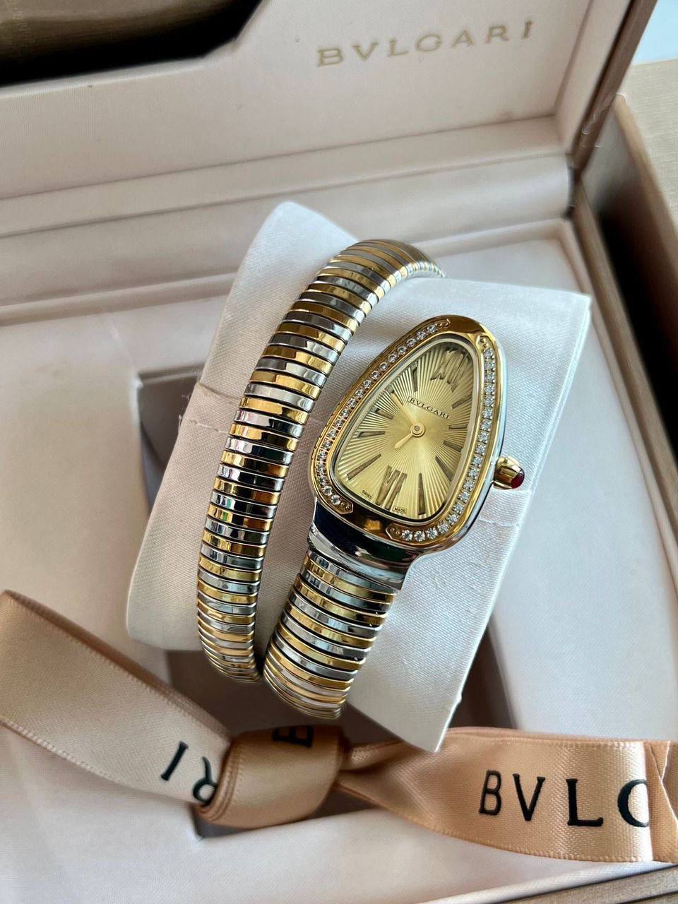 Reloj serpiente
