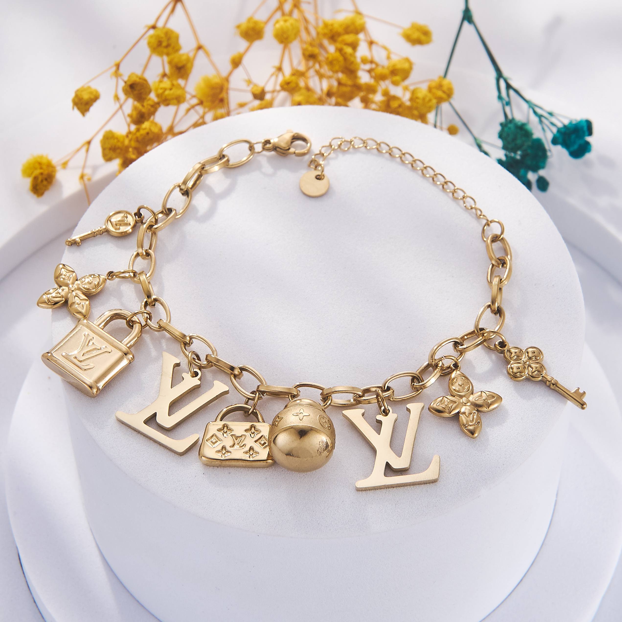 Pulsera lwis