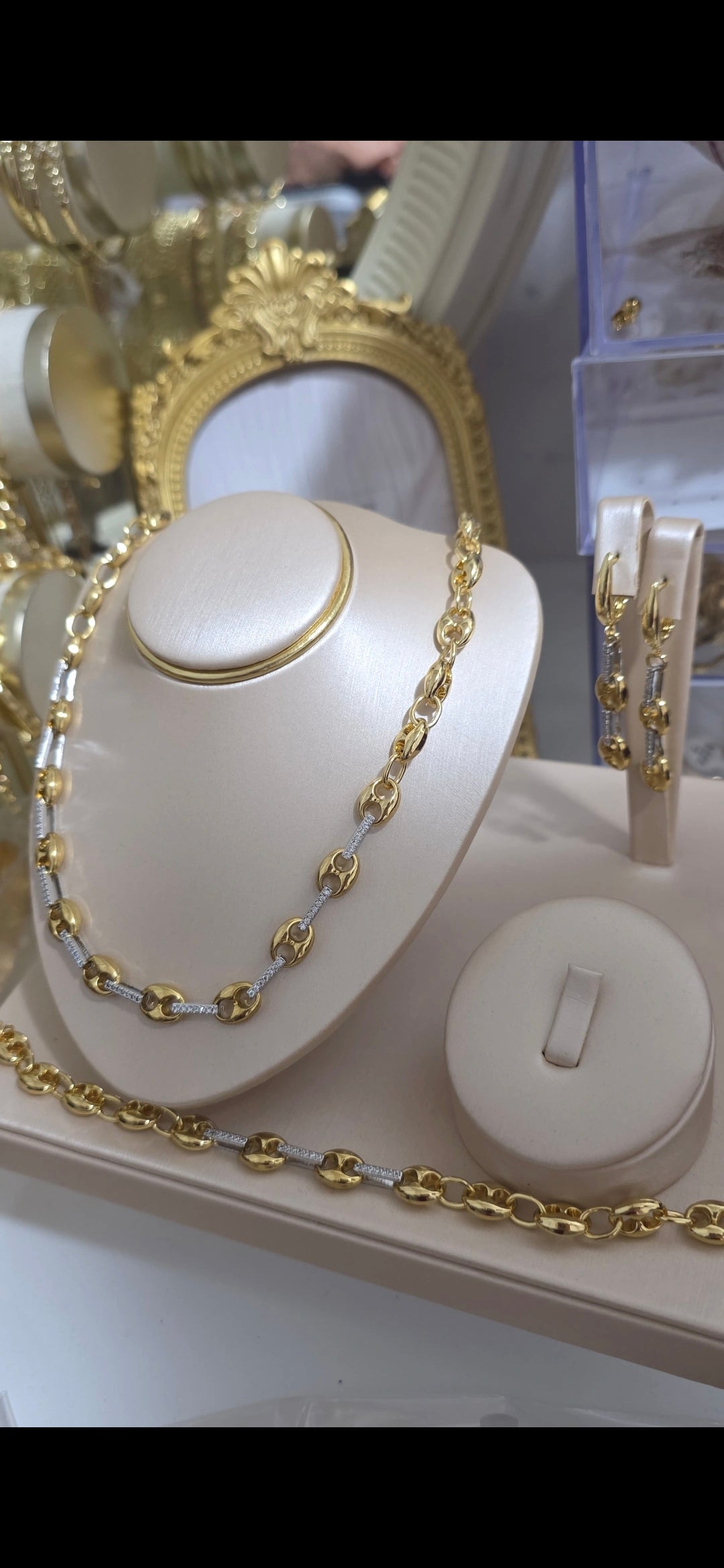 Conjunto Grano de Café Bañado en Oro 18K