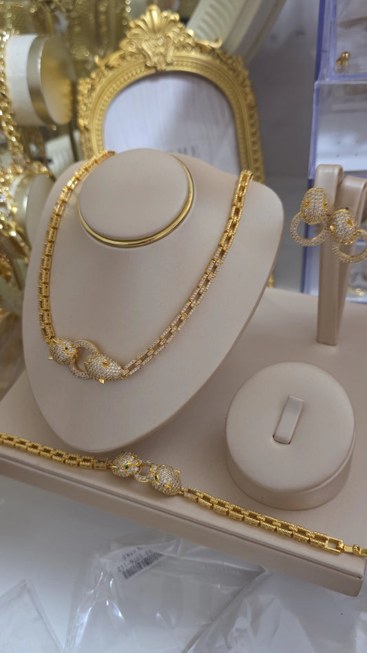 Conjunto Bañado en Oro
